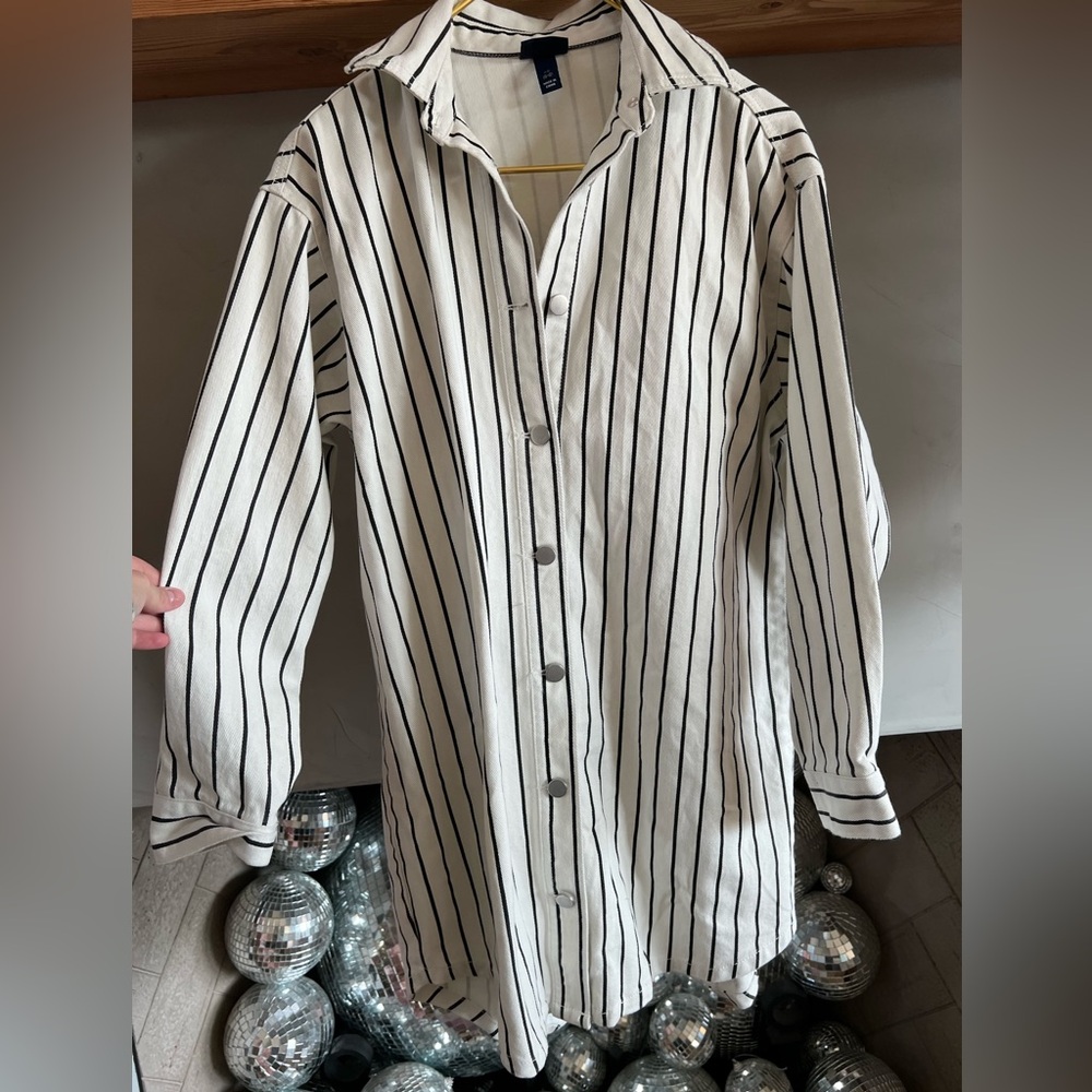 White & Black Pinstripe Scoop Button-Down Dress - Size XS